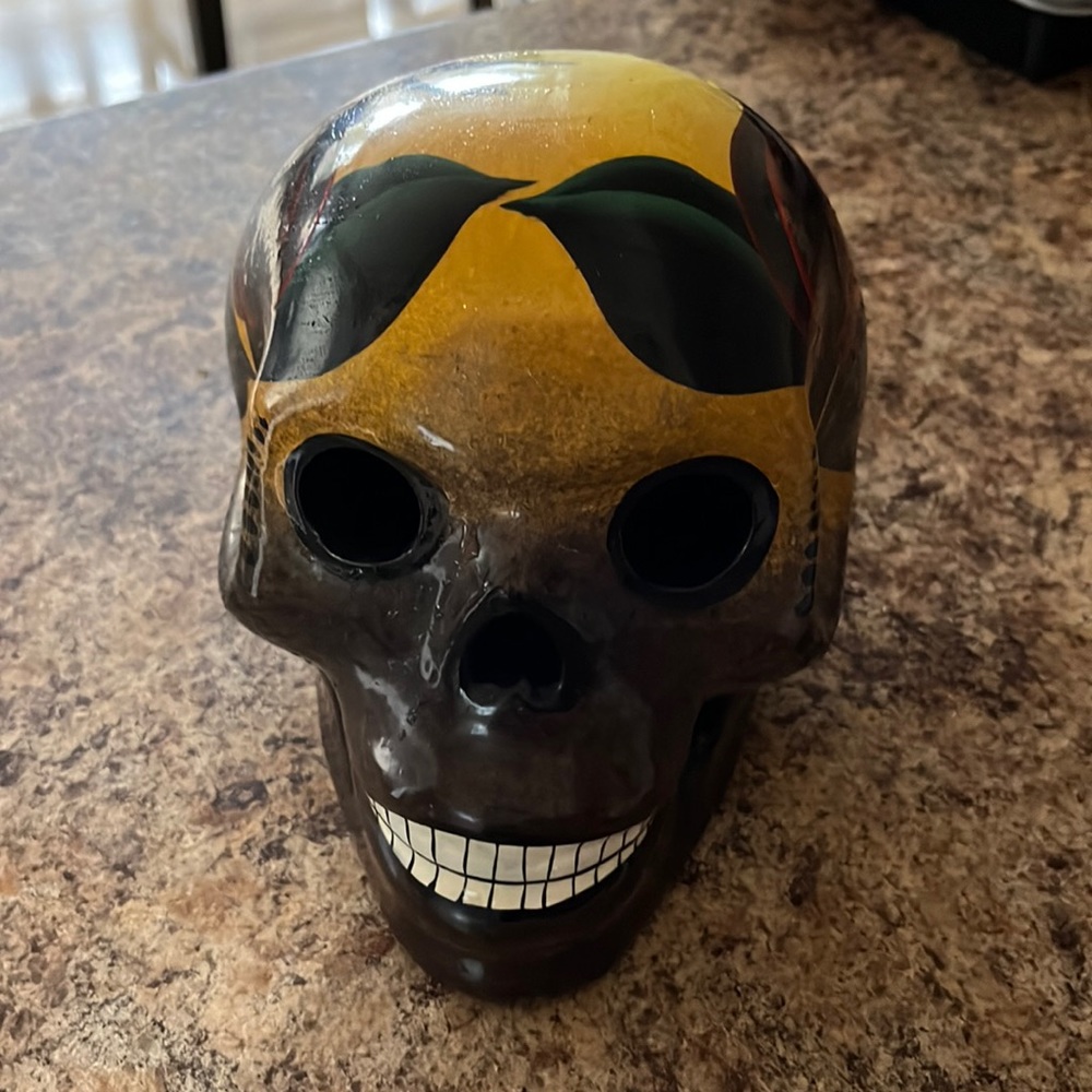 Mexican day is the dead ceramic skull